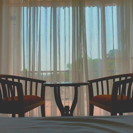 Medhani Kandy Ngoại thất bức ảnh