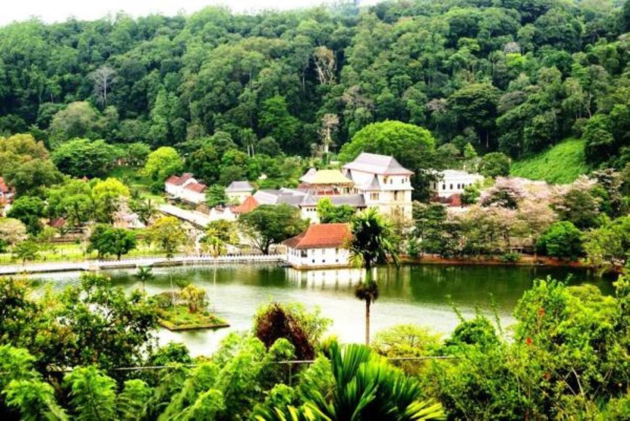 Medhani Kandy Ngoại thất bức ảnh